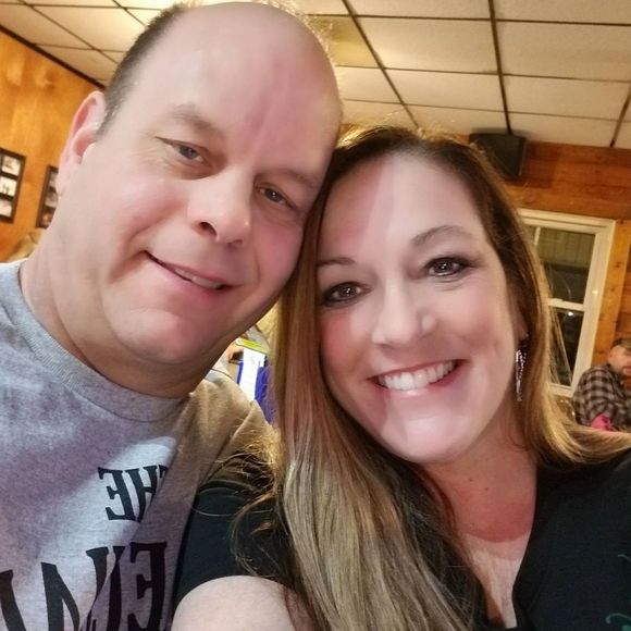 Meet your Posher, Debbie - Picture 1 of 1